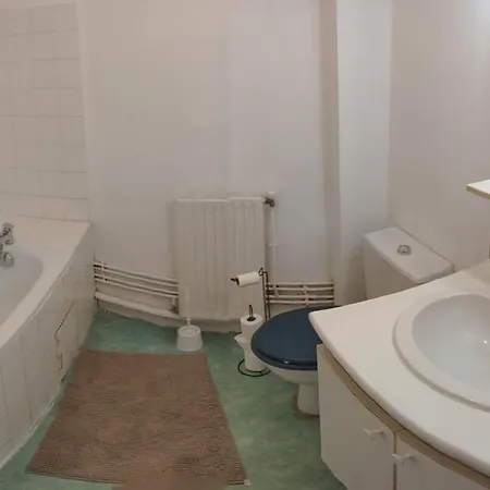 Haussmannien 5 Personnes Chapeaurouge De Centre Historique Coeur De L'herault Capitale Occitanie Apartment *