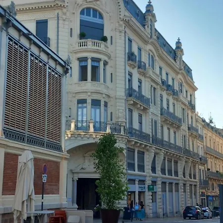 דירה Haussmannien 5 Personnes Chapeaurouge De Centre Historique Coeur De L'herault Capitale Occitanie *